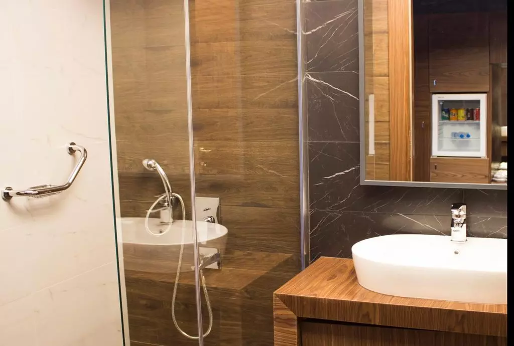 hotel serra samsun_shabavizparvaz_04.jpg